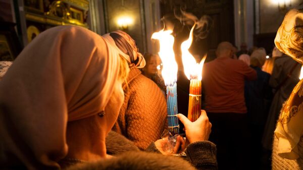 Благодатный огонь в Симферополе Благодатный огонь в Симферополе