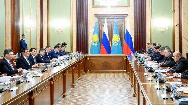 Премьер-министр РФ М. Мишустин встретился с премьер-министром Казахстана О. Бектеновым