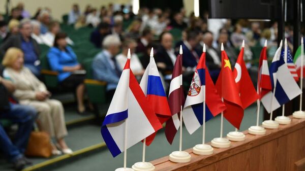 В Крыму открылся Международный экологический форум Zа наше будущее