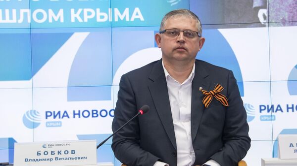 Председатель Комитета Государственного Совета Республики Крым по патриотическому воспитанию и молодежной политике, председатель регионального отделения Российского военно-исторического общества в Крыму кандидат исторический наук Владимир Бобков Председатель Комитета Государственного Совета Республики Крым по патриотическому воспитанию и молодежной политике, председатель регионального отделения Российского военно-исторического общества в Крыму кандидат исторический наук Владимир Бобков