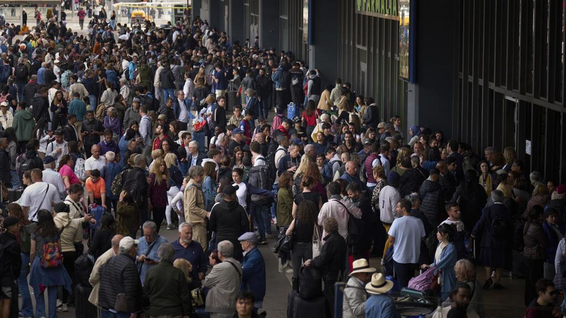 Massive Blackout Hits Spain, Portugal, and France