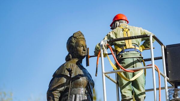 В Севастополе к 9 мая приводят в порядок памятники