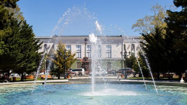 Фонтан в Симферополе в сквере имени Тренева