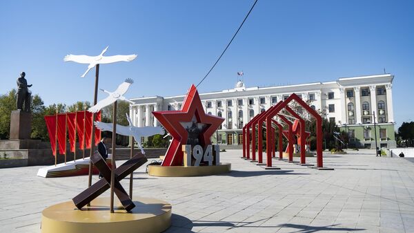 Инсталляция ко Дню Победы в Симферополе Инсталляция ко Дню Победы в Симферополе