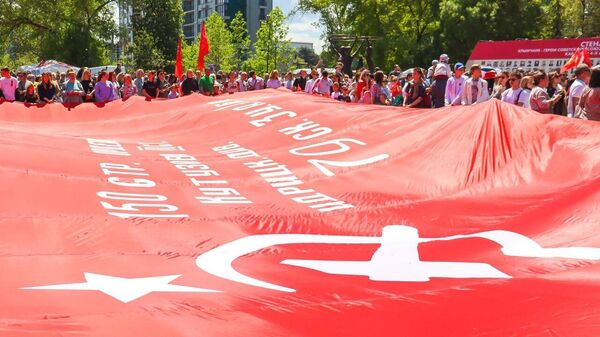 День Победы в Симферополе