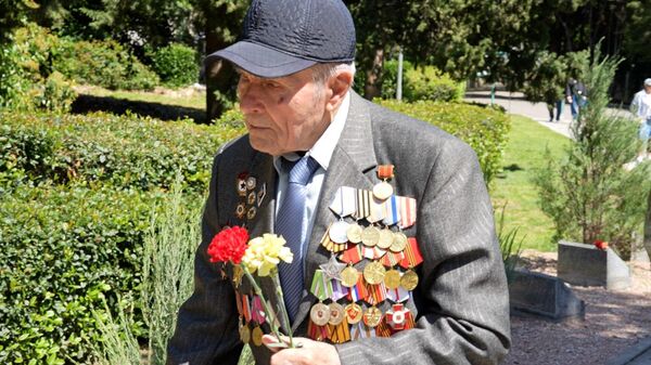 Ветеран Великой Отечественной войны Анатолий Медведь из Крыма побывал на Параде в Москве