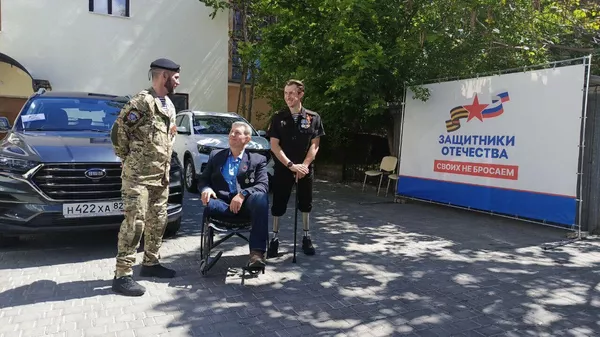 В Крыму три бойца СВО с ампутацией ног получили автомобили от фонда Защитники Отечества