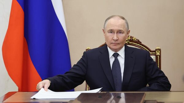 Президент РФ В. Путин 