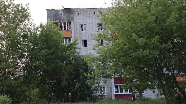 Повреждения жилого дома в Ельце Повреждения жилого дома в Ельце