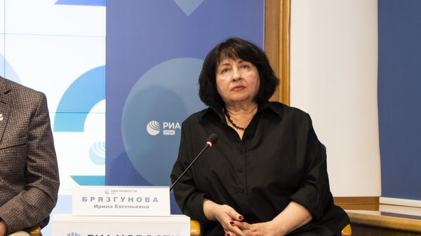 Заведующая отделом культурно-досуговой работы КРУНБ им. И.Я. Франко Ирина Брязгунова Заведующая отделом культурно-досуговой работы КРУНБ им. И.Я. Франко Ирина Брязгунова