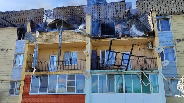 На пожаре в многоквартирном доме на Кубани пострадали квартиры на четырех этажах
