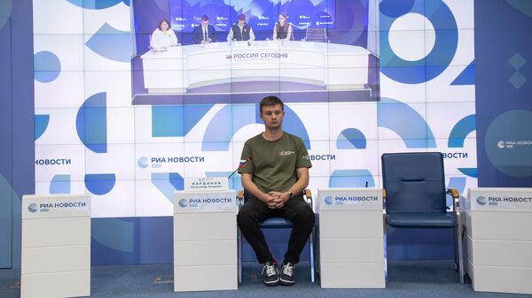 Видеомост Москва — Волгоград — Симферополь — Скадовск — Ярославль — Луганск — ВДЦ Орленок по итогам просветительского проекта Освобождение. Путь к Победе