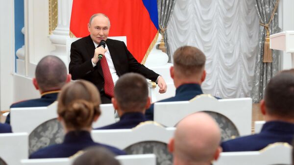 Президент Владимир Путин встретился с участниками программы Время Героев 