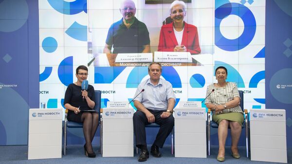 Видеомост в пресс-центре РИА Новости Крым Всероссийский кинофестиваль Человек, познающий мир Видеомост в пресс-центре РИА Новости Крым Всероссийский кинофестиваль Человек, познающий мир