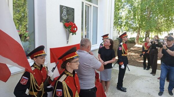 В Крыму открыли памятную доску погибшему военкору Федорчаку