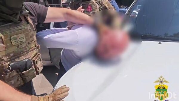 Задержание жителя Краснодара, вымогавшего у вдовы бойца СВО 7 млн рублей