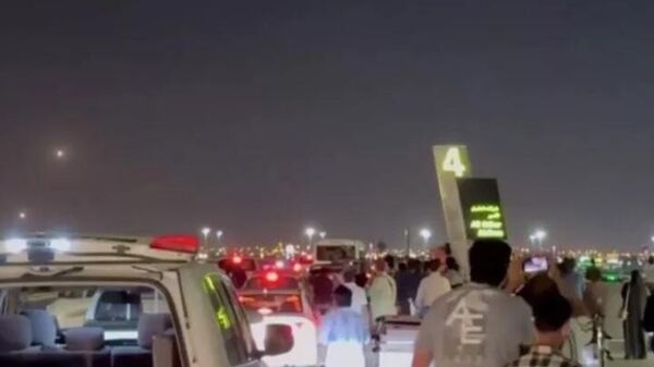 Работа ПВО во время иранской атаки на авиабазу ВВС США Аль-Удейд в Катаре. Кадр видео из соцсетей