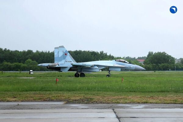 ОАК передала Минобороны России очередные новые самолеты Су-35С