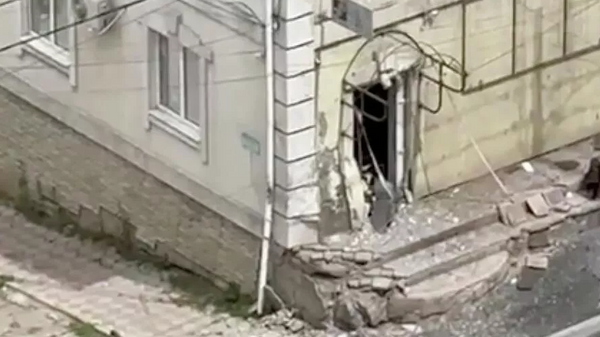 Место взрыва в Луганске Место взрыва в Луганске