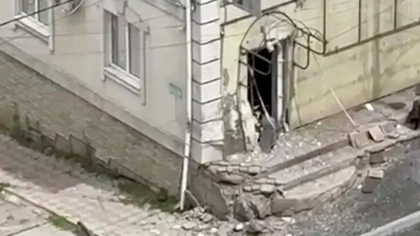 Место взрыва в Луганске