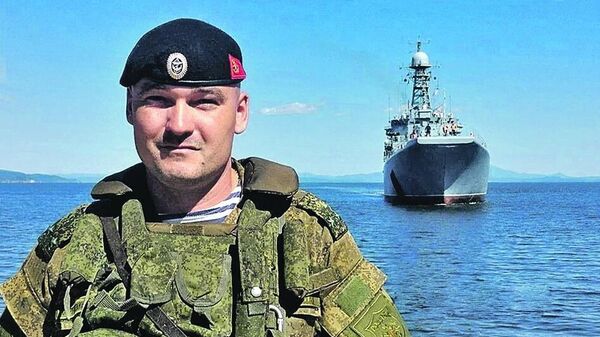 Заместитель главнокомандующего ВМФ России, Герой России генерал-майор Михаил Гудков