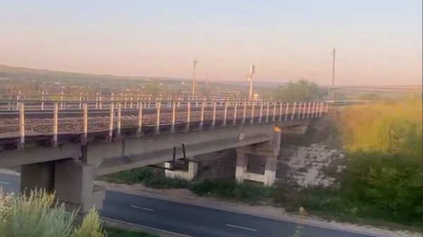 ФСБ предотвратила подрыв железнодорожного моста под Саратовом – террорист уничтожен