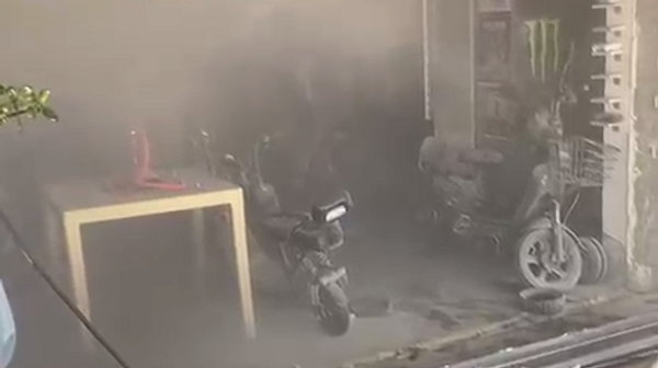 Пожар в магазине на пляже Ялты Пожар в магазине на пляже Ялты