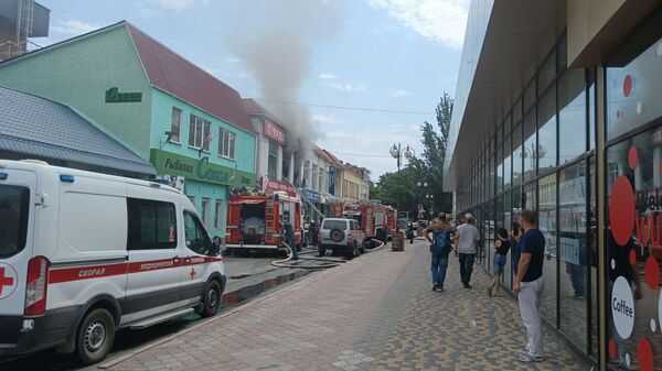 Пожар в центре Керчи