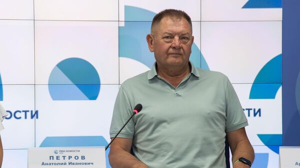 Директор АНО ЖКХ-контроль Анатолий Петров Директор АНО ЖКХ-контроль Анатолий Петров