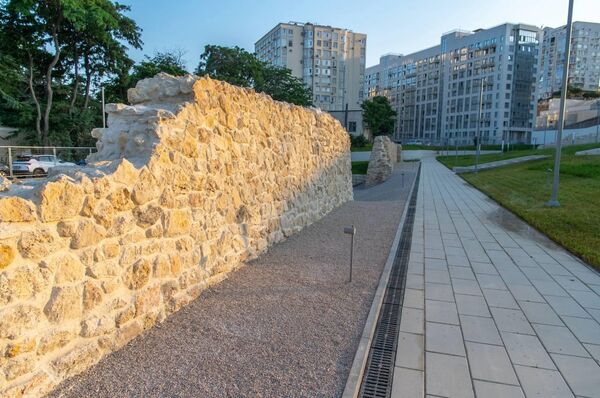 Новый археологический парк создан на мысе Хрустальном в Севастополе Новый археологический парк создан на мысе Хрустальном в Севастополе