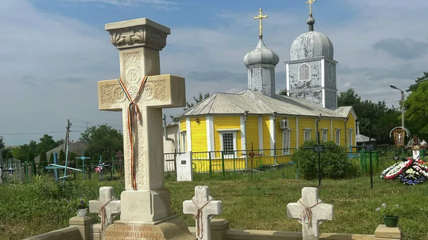 Памятник военнослужащим армии Антонеску, вторгшимся на территорию Советского Союза летом 1941 года, в селе Душманы, Молдавия