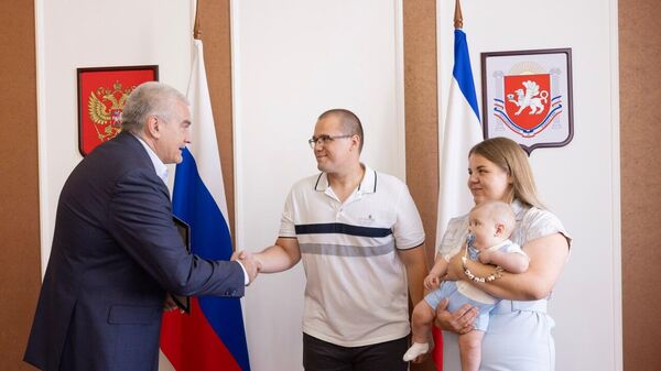 Первая студенческая семья в Крыму получила миллион на жилье