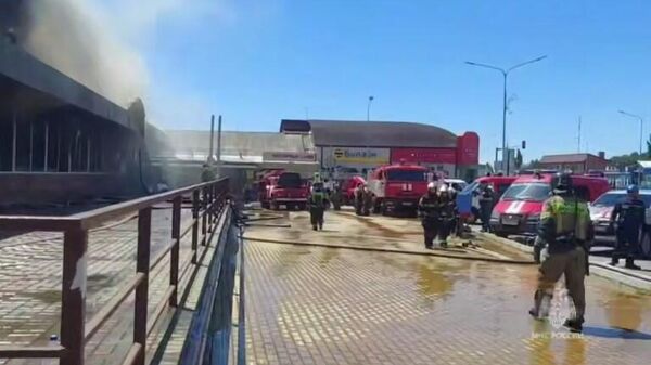 Пожар в ТЦ в Новошахтинске