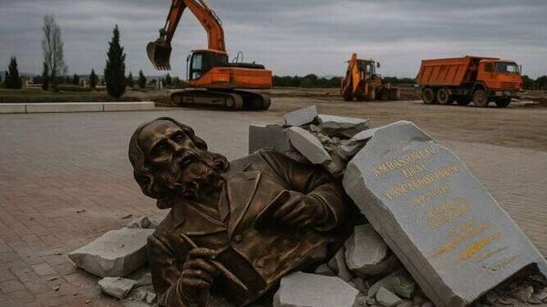 Памятник художнику Ивану Айвазовскому снесли в Карабахе Памятник художнику Ивану Айвазовскому снесли в Карабахе