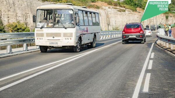 В Инкермане открыли рабочее движение по мосту через реку Черная