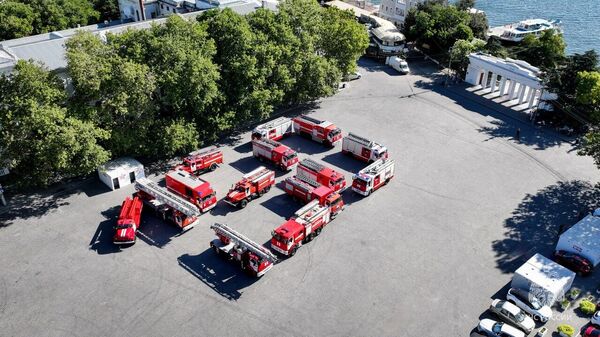  Автопробег огнеборцев в честь 150-летия пожарной охраны Севастополя