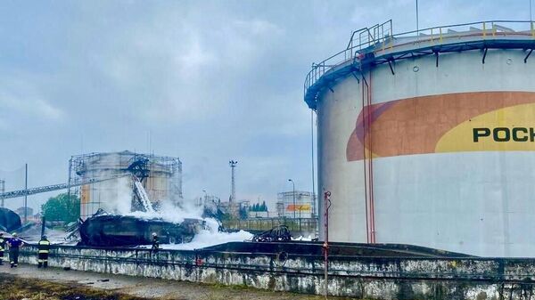 Пожар на нефтебазе в Сочи полностью ликвидирован