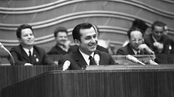 Бывший президент Румынии Ион Илиеску. Архивное фото