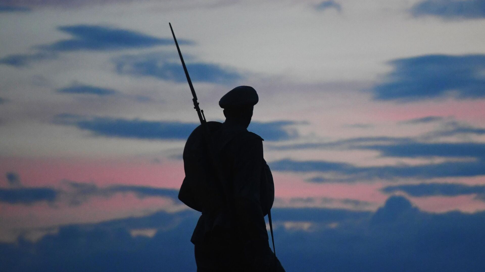 Памятник солдату Первой мировой войны на Поклонной горе. - РИА Новости, 1920, 06.08.2025