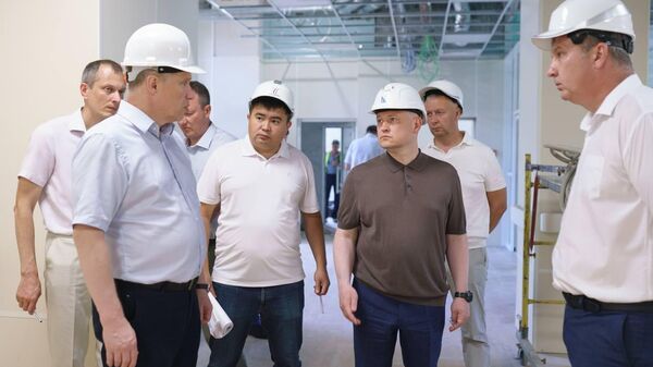 Министр здравоохранения России Михаил Мурашко в Севастополе проверил ход строительства объектов здравоохранения