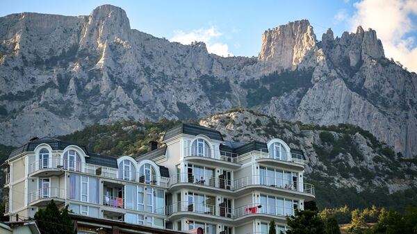 Вид на горы в Алупке