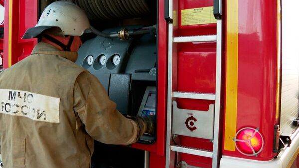 Пожарные МЧС России