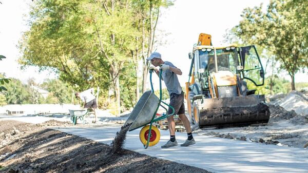 в Симферополе обновляют зону у Нижнего пруда