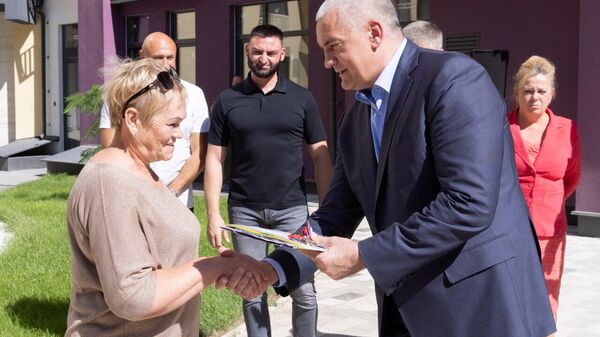 В Крыму 18 семей переселили из аварийных домов в новый жилой комплекс