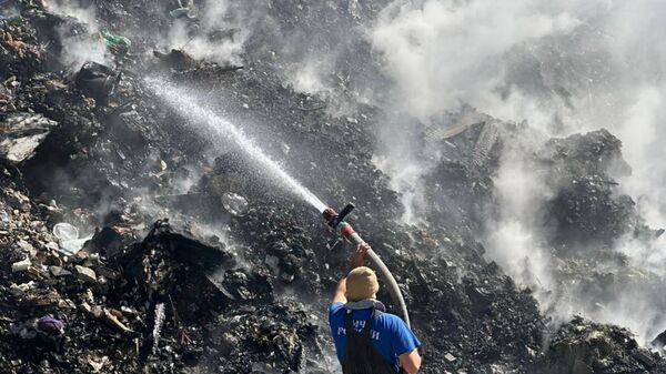 Пожар на мусорном полигоне в Новороссийске Пожар на мусорном полигоне в Новороссийске