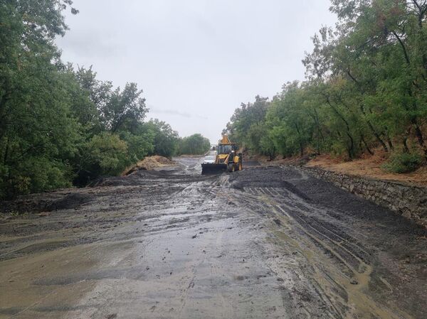 Сель на дороге под Алуштой