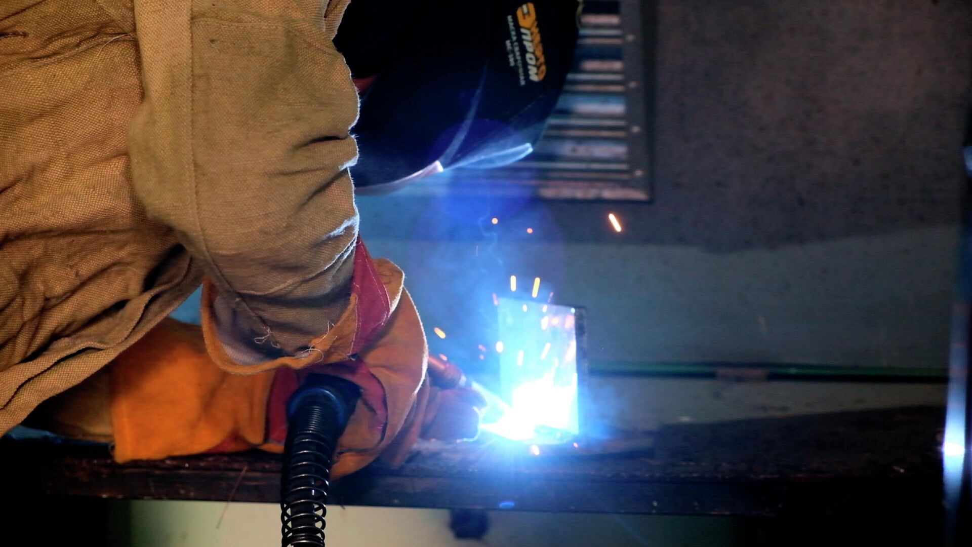 Керченский студент стал лучшим сварщиком на Всероссийском конкурсе - РИА Новости, 1920, 19.09.2025