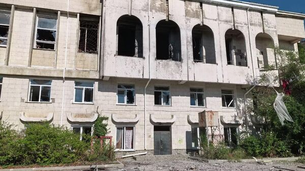 Школа в Форосе, в которую влетел украинский беспилотник