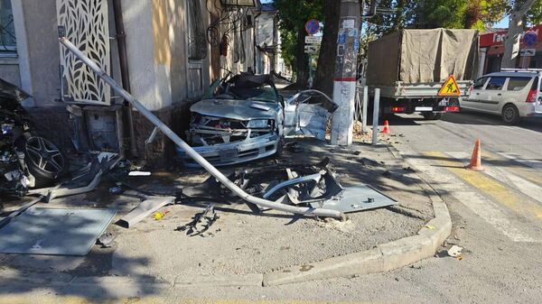 В ДТП на перекрестке в Симферополе пострадали два человека