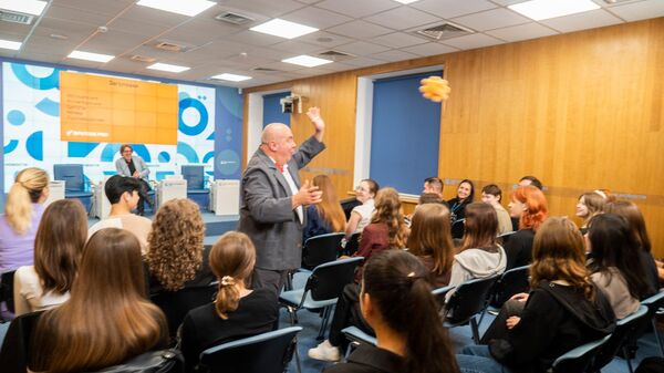 В Крыму на SputnikPro будущим журналистам рассказали о приемах для привлечения читателей